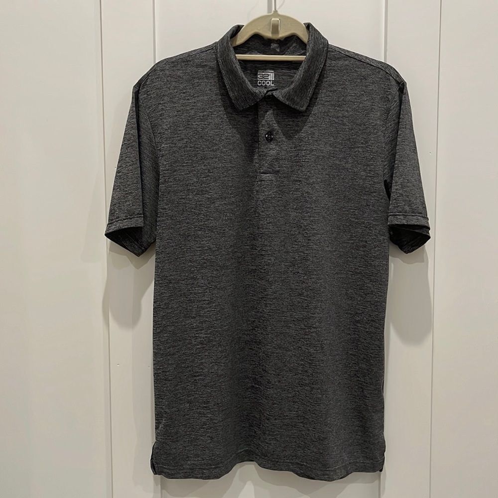 FREE w/2 item bundle purchase 
Men’s 32° grey SS Polo